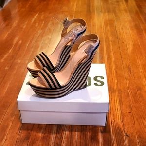 Schutz Platform Sandal